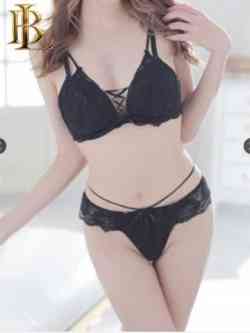 みこと【清楚系細身美女】年齢