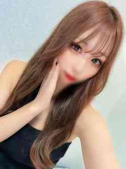 体験中山ゆゆは