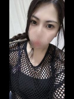 まひな