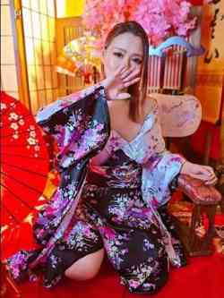 麻優里(まゆり)