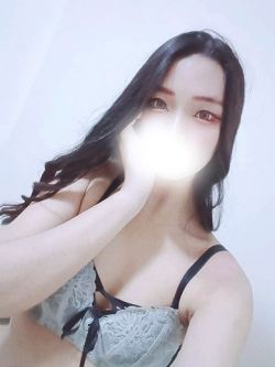 ひすい†細身の黒髪美女♥