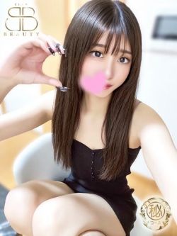 まる【責め派な細身美女】