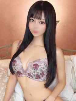 みなみ【七沢み〇似美少女】