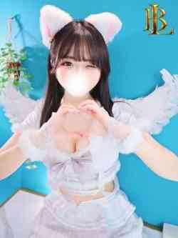 かのん【正統派ロリ系美少女】