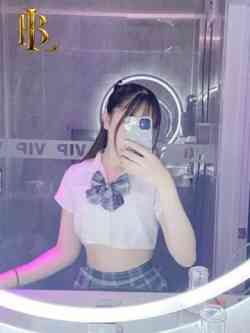 せいら【とろける名器のロリ系】