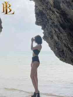 りいさ【エロかわ現役キャバ嬢】