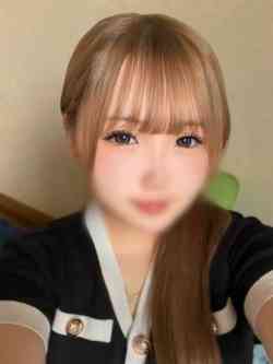 しろ/18歳♪坂道系アイドル