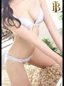 えむ【甘えたくなる清楚美女】