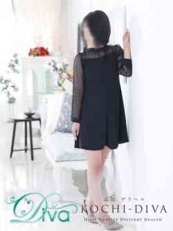 新人美織（みおり）