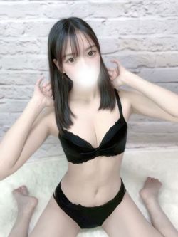 ゆう†未経験清楚スレンダー18歳