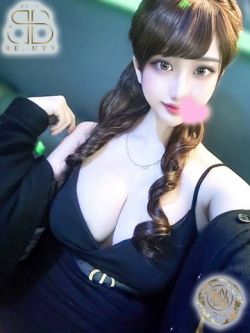 れいあ【最強SSS級美女】