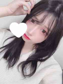 えれな【光輝く美巨乳娘】