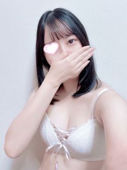 ななせ†黒髪未経験ロリ美女入店！