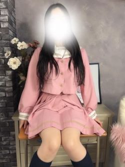 かなみ🏫黒髪清楚な美生徒