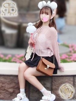 のの【小柄天然G乳美女】