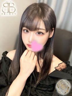 ねる【コスプレ好きな美女】