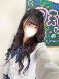 りな(ピチピチ色白美少女)