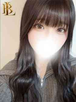 さなえ【業界未経験の美少女】