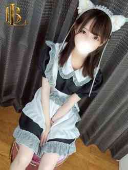 ぽむ【色白美肌の美少女】