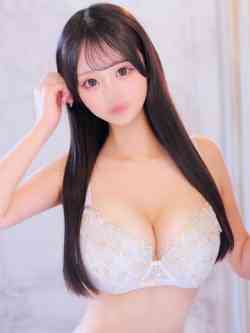 まりな【Hカップ童顔美少女】