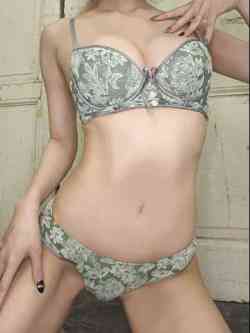 ーユイノー新人