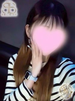 ゆあ【業界完全未経験美少女】