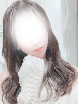 ひより†次元違いの極細美ボディ