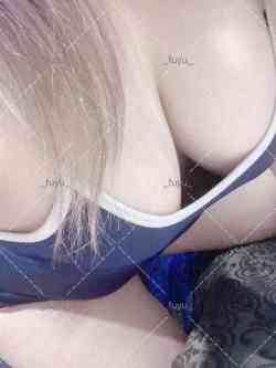 ふゆ☆おっとり童顔巨乳