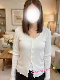 ひな🔰学校のトイレで…初体験14才