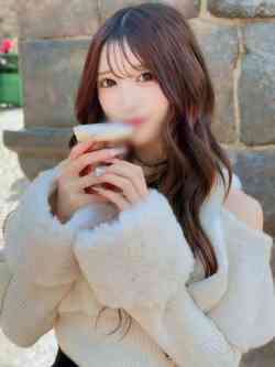 新人村雨いおん