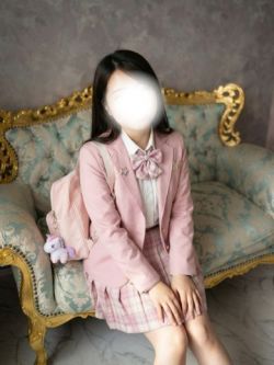 えみ🏫黒髪清楚なＭっ娘💕