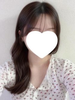 ゆいな　19歳