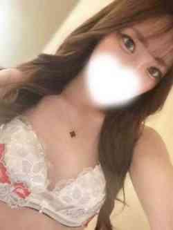 えれな【お椀型の美乳とお尻】