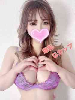 ニィナ