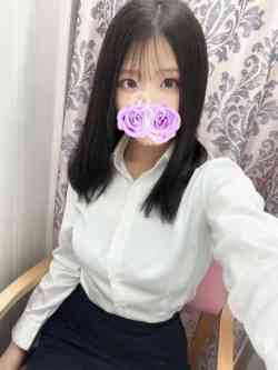 高鳴ちひろ