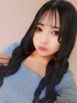 新人あいな