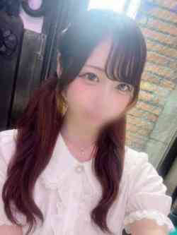 小嶋なつな