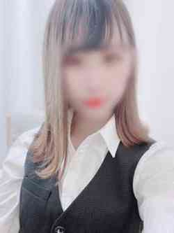 篠田あゆみ