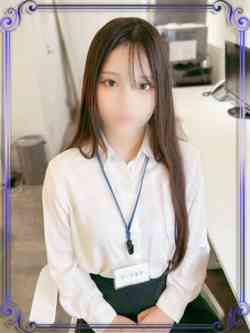 栗原あみ
