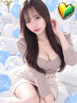 あすか美しい瞳と美乳の誘惑