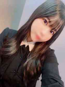 新人みれあ