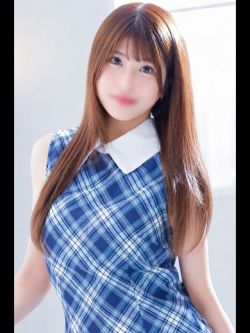 ニイナ